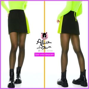 🏷 🆕 Alice + Olivia Semira Pleated Two Tone Mini Skirt